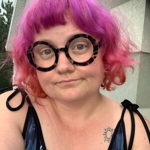 Meet your Posher, Meg